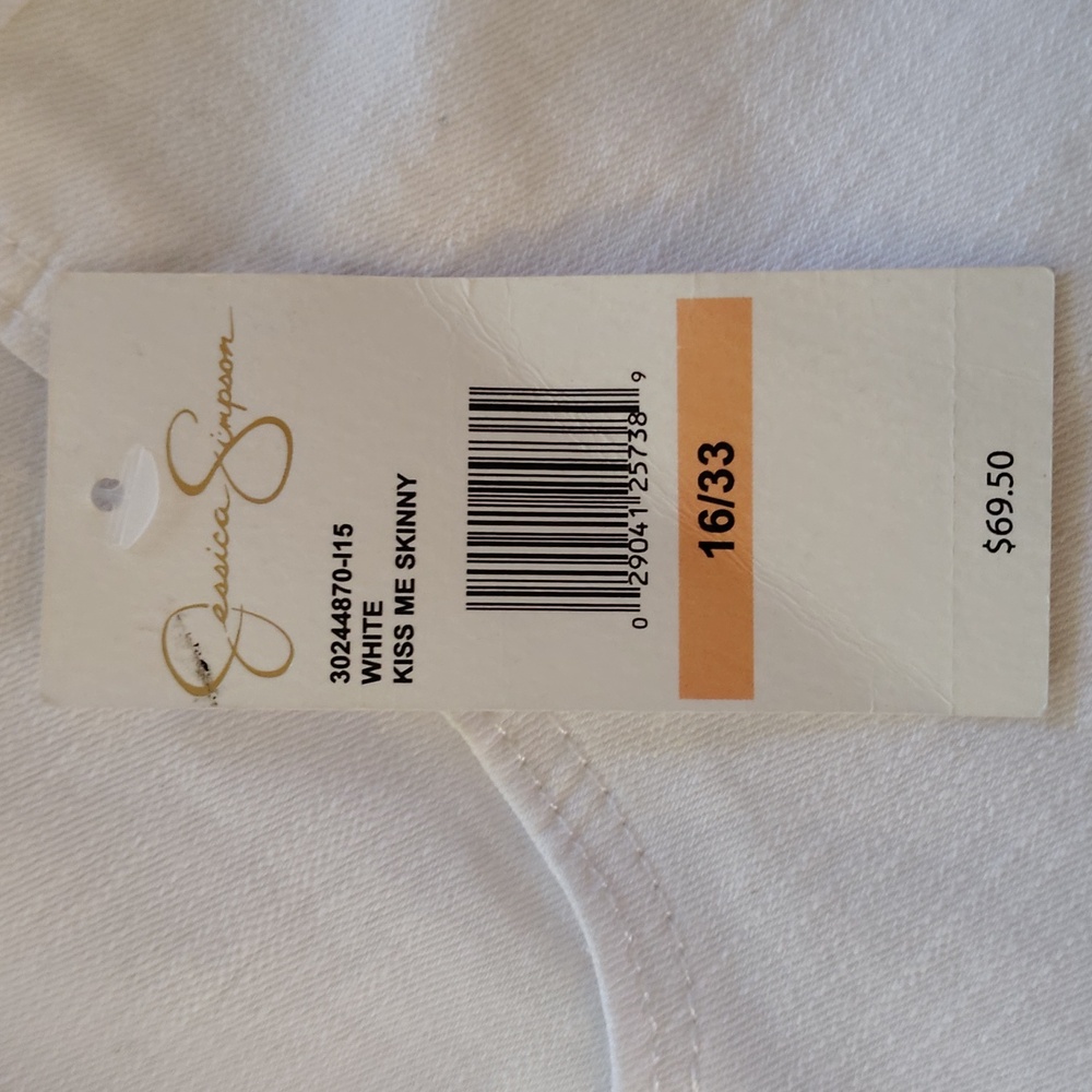 Jessica Simpson Kiss Me Skinny Jeans in White Size 16/33 - Picture 6 of 9